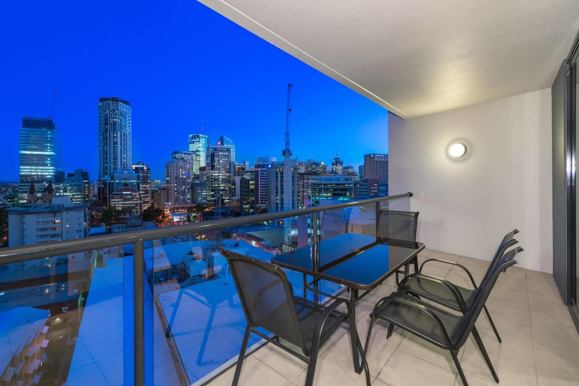 Tribeca Apartments Brisbane Exterior photo